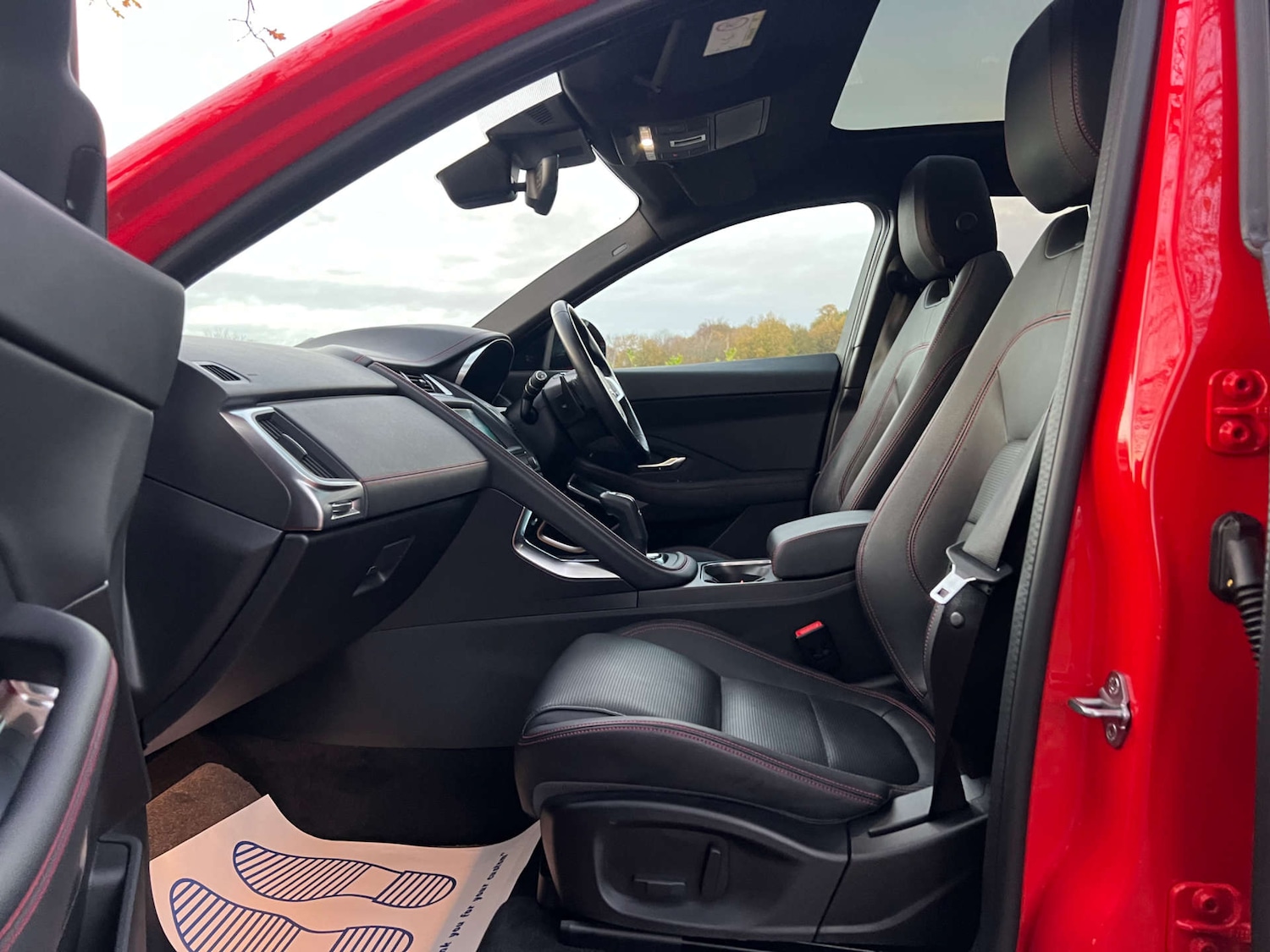 Used Jaguar E-Pace 2020 for sale - 76762536: Photo 39