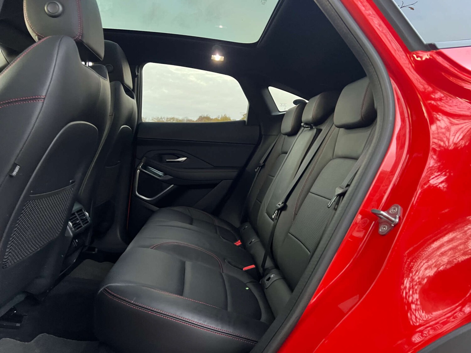 Used Jaguar E-Pace 2020 for sale - 76762536: Photo 40