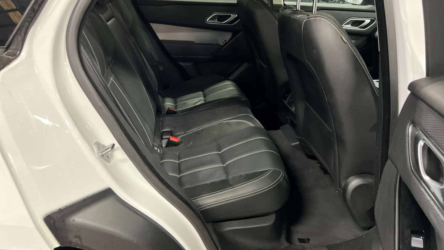 Used Land Rover Range Rover Velar 2023 for sale - 76391179: Photo 11