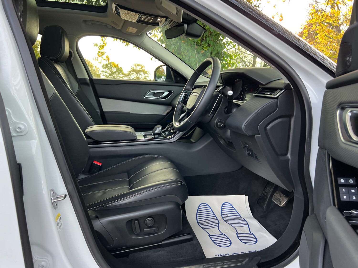 Used Land Rover Range Rover Velar 2023 for sale - 76391179: Photo 28