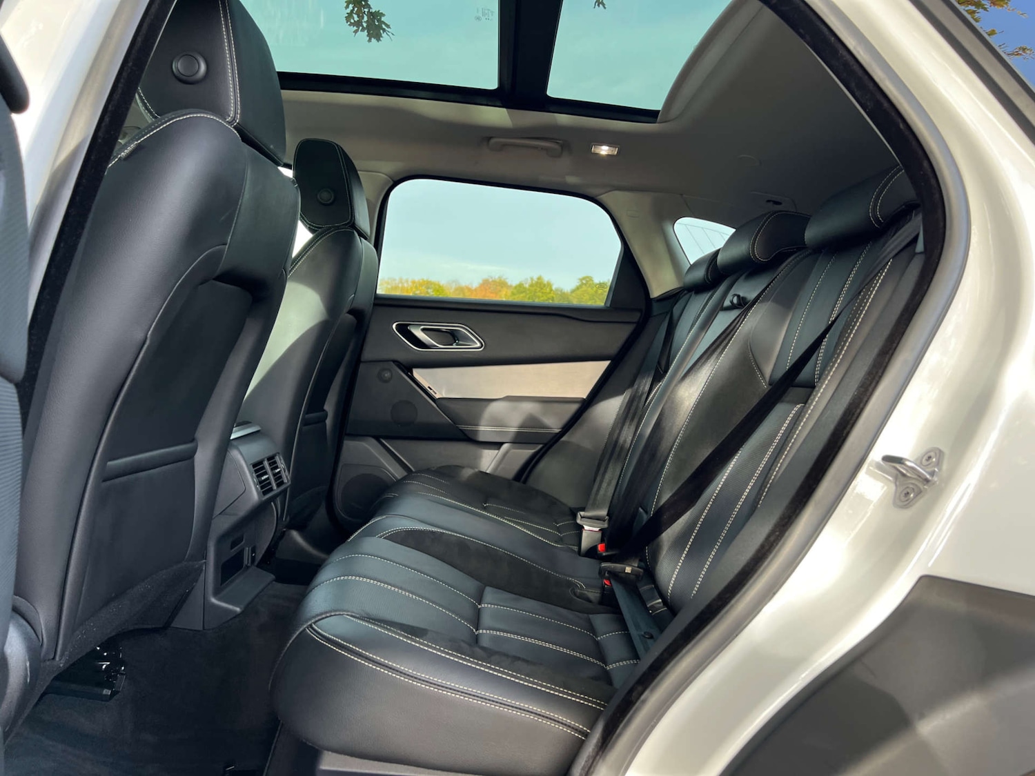 Used Land Rover Range Rover Velar 2023 for sale - 76391179: Photo 39