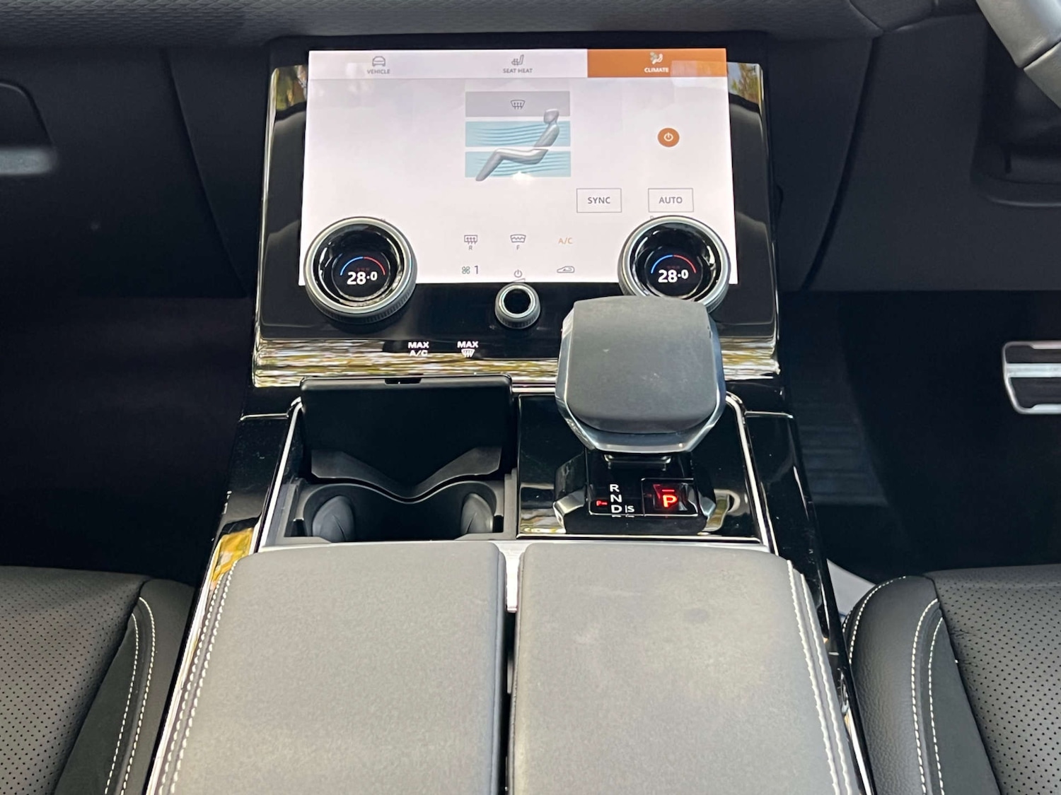 Used Land Rover Range Rover Velar 2023 for sale - 76391179: Photo 46