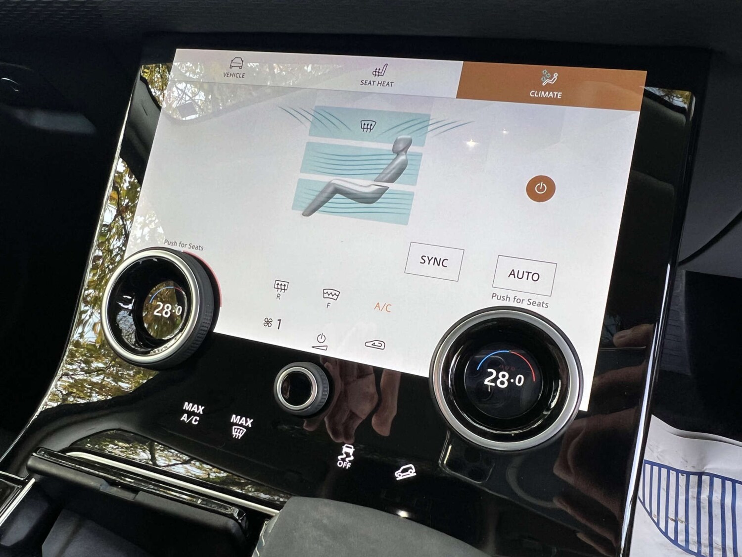 Used Land Rover Range Rover Velar 2023 for sale - 76391179: Photo 51