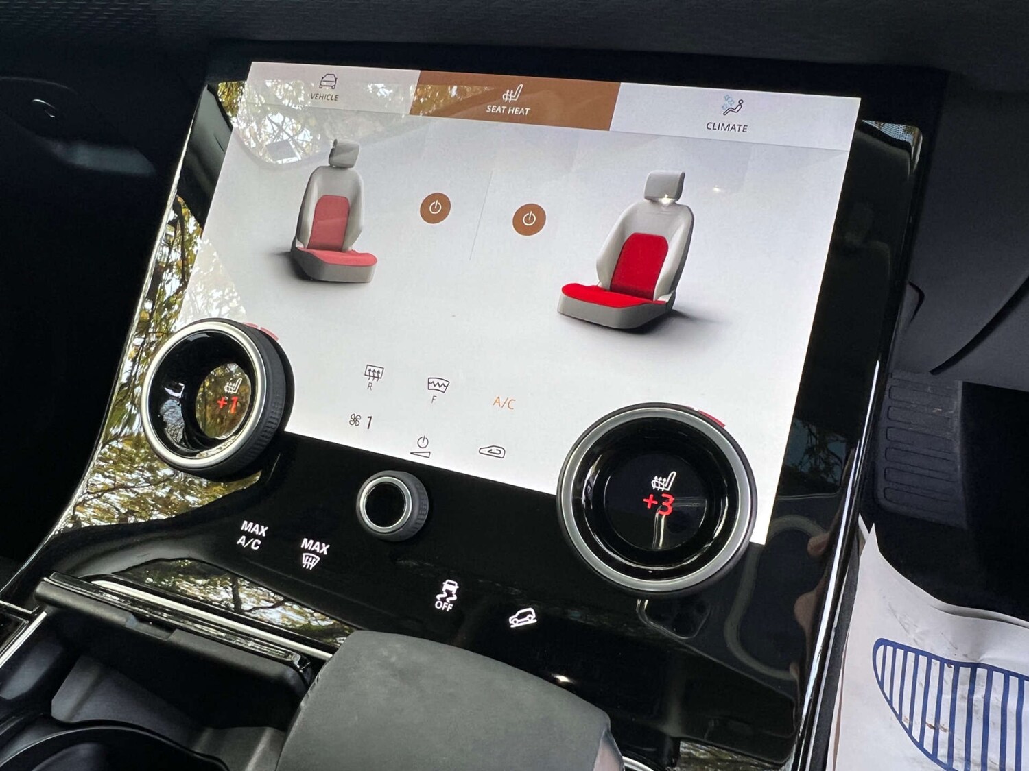 Used Land Rover Range Rover Velar 2023 for sale - 76391179: Photo 52