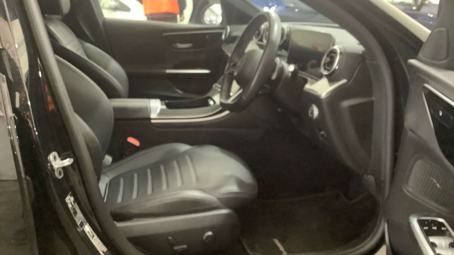 Used Mercedes-Benz C Class 2023 for sale - 76726105: Photo 2