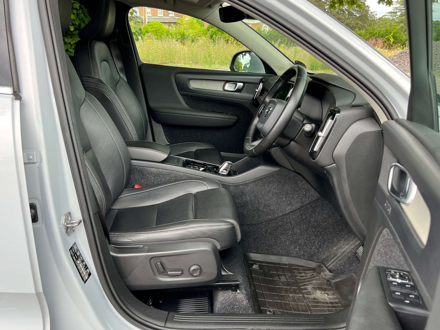 Vehicle 28
