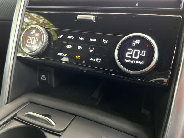 Used Land Rover Discovery 2022 for sale - 76129224: Photo 46