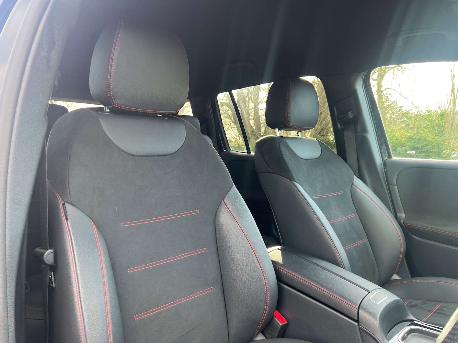 Used Mercedes-Benz GLB 2024 for sale - 77383380: Photo 7