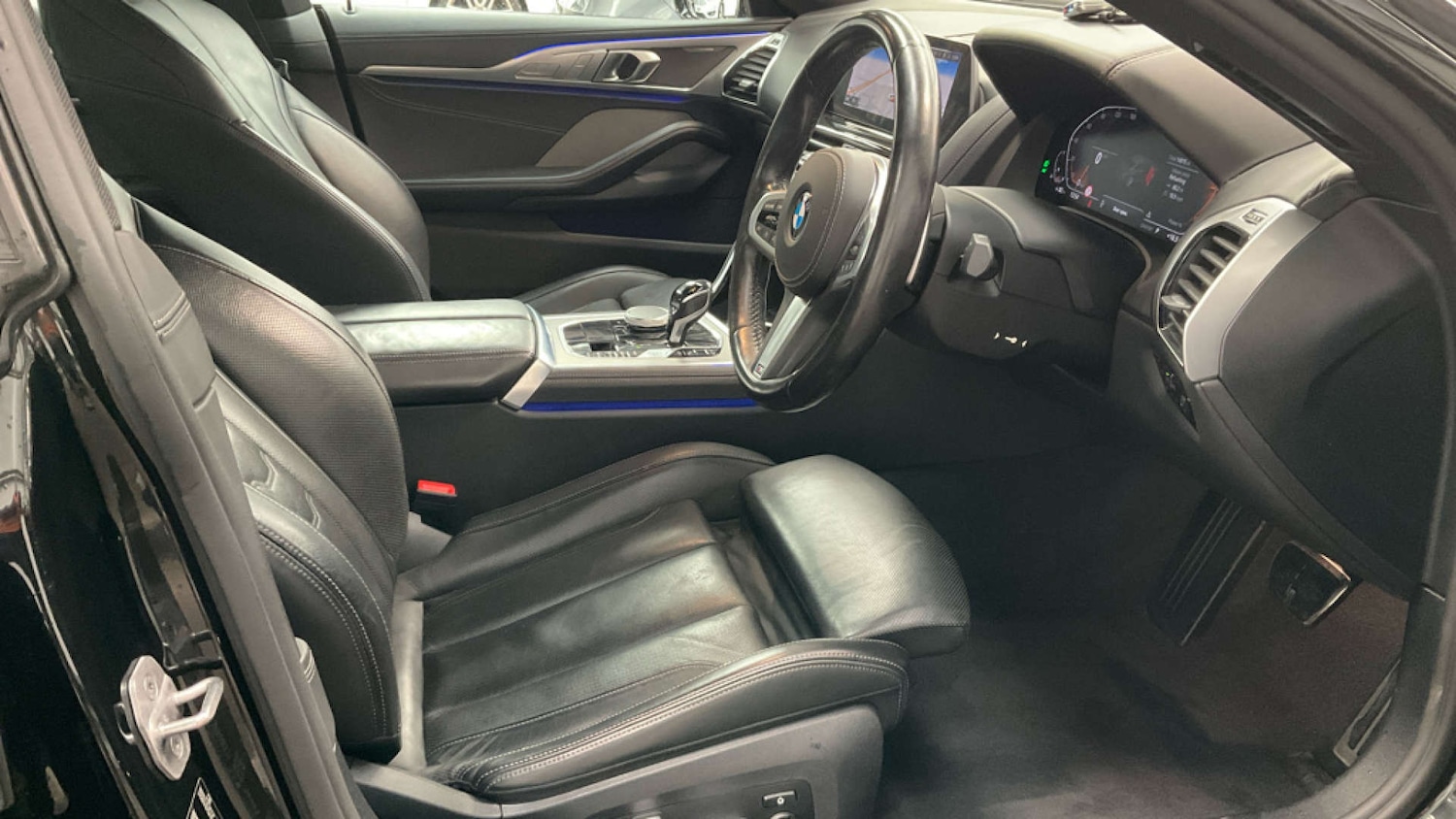 Used BMW 8 Series 2021 for sale - 76144425: Photo 2