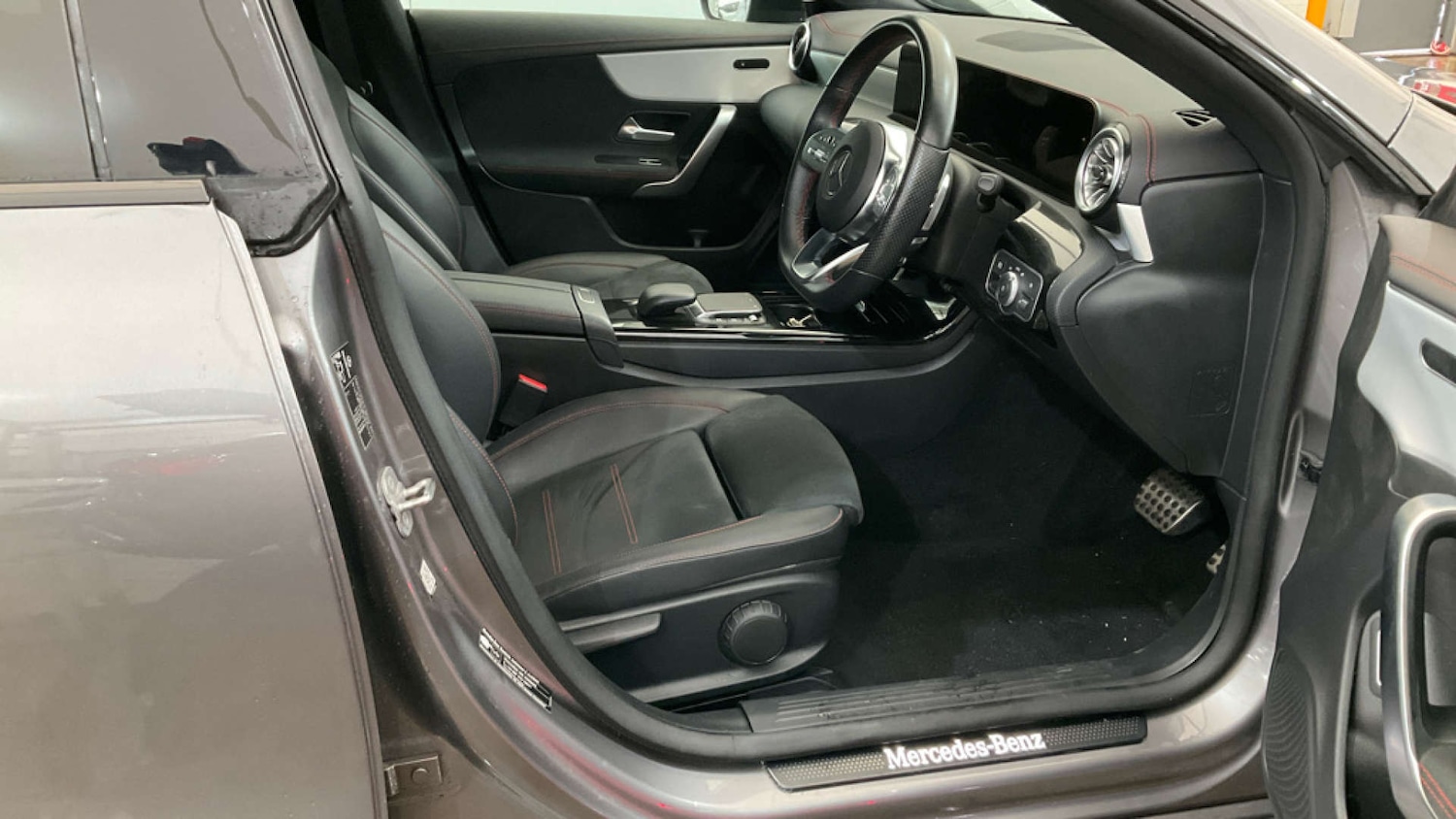 Used Mercedes-Benz CLA 2023 for sale - 77366772: Photo 2