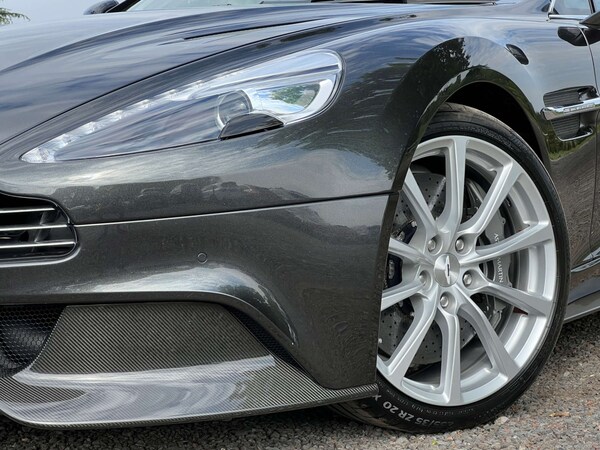 Used Aston Martin Vanquish 2013 for sale - 74536772: Photo 10