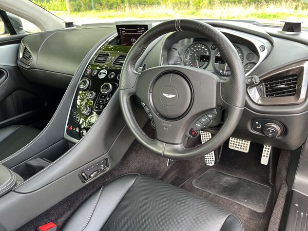 Used Aston Martin Vanquish 2013 for sale - 74536772: Photo 40