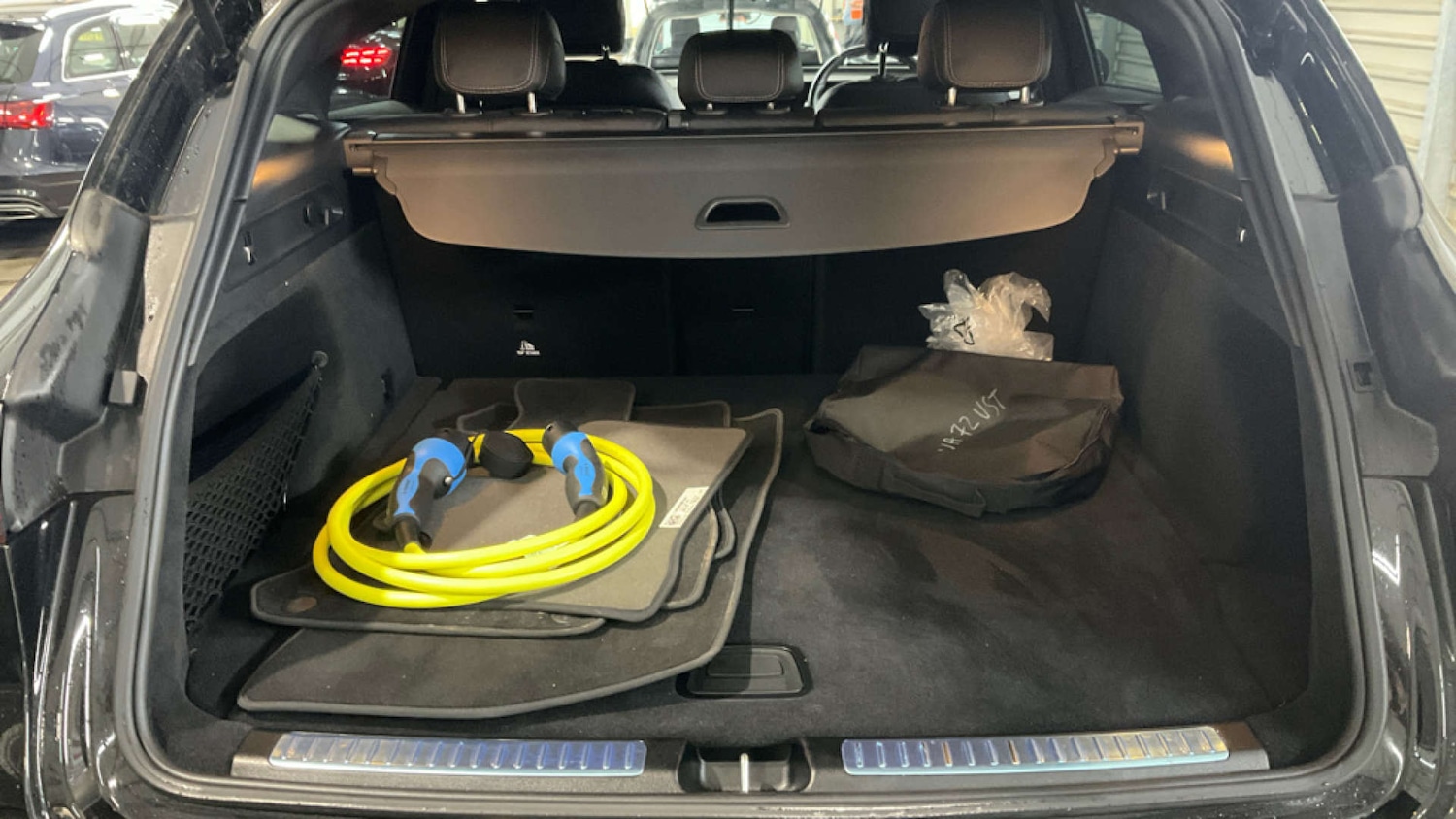 Used Mercedes-Benz EQC 2022 for sale - 76558396: Photo 13