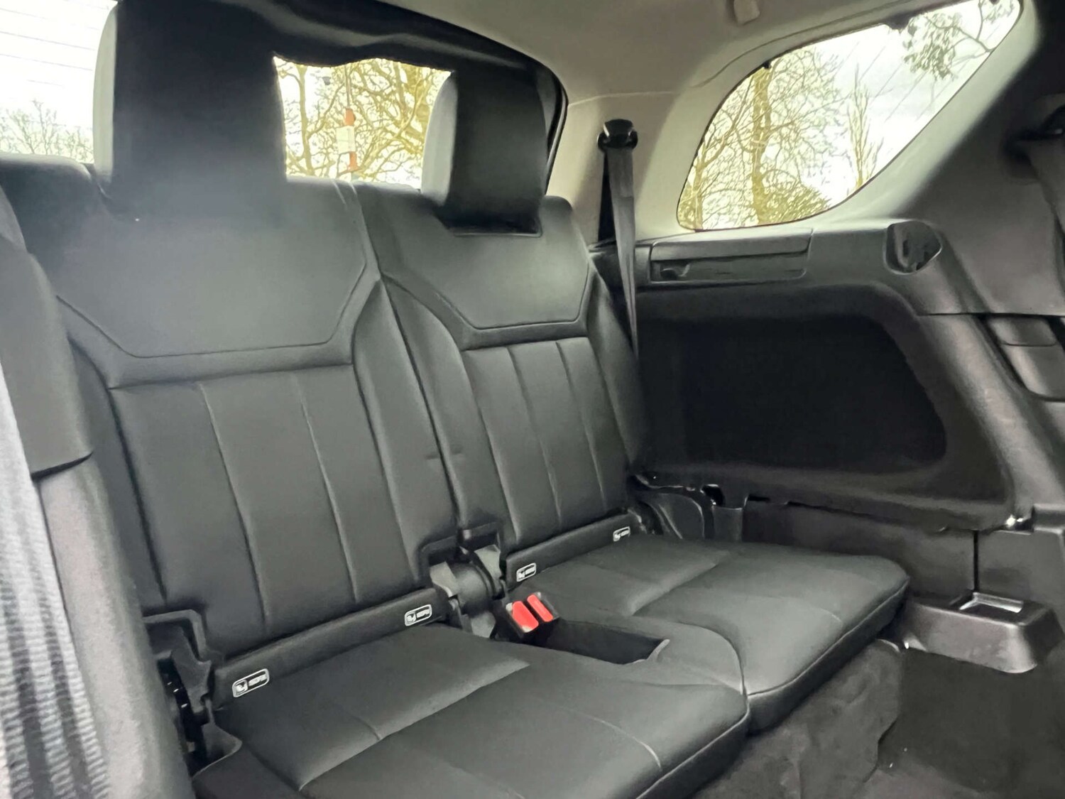 Used Land Rover Discovery 2026 for sale - 77921668: Photo 13