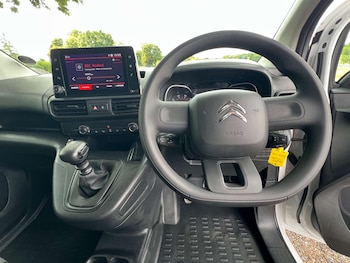 Used Citroen Berlingo 2023 for sale - 75488543: Photo