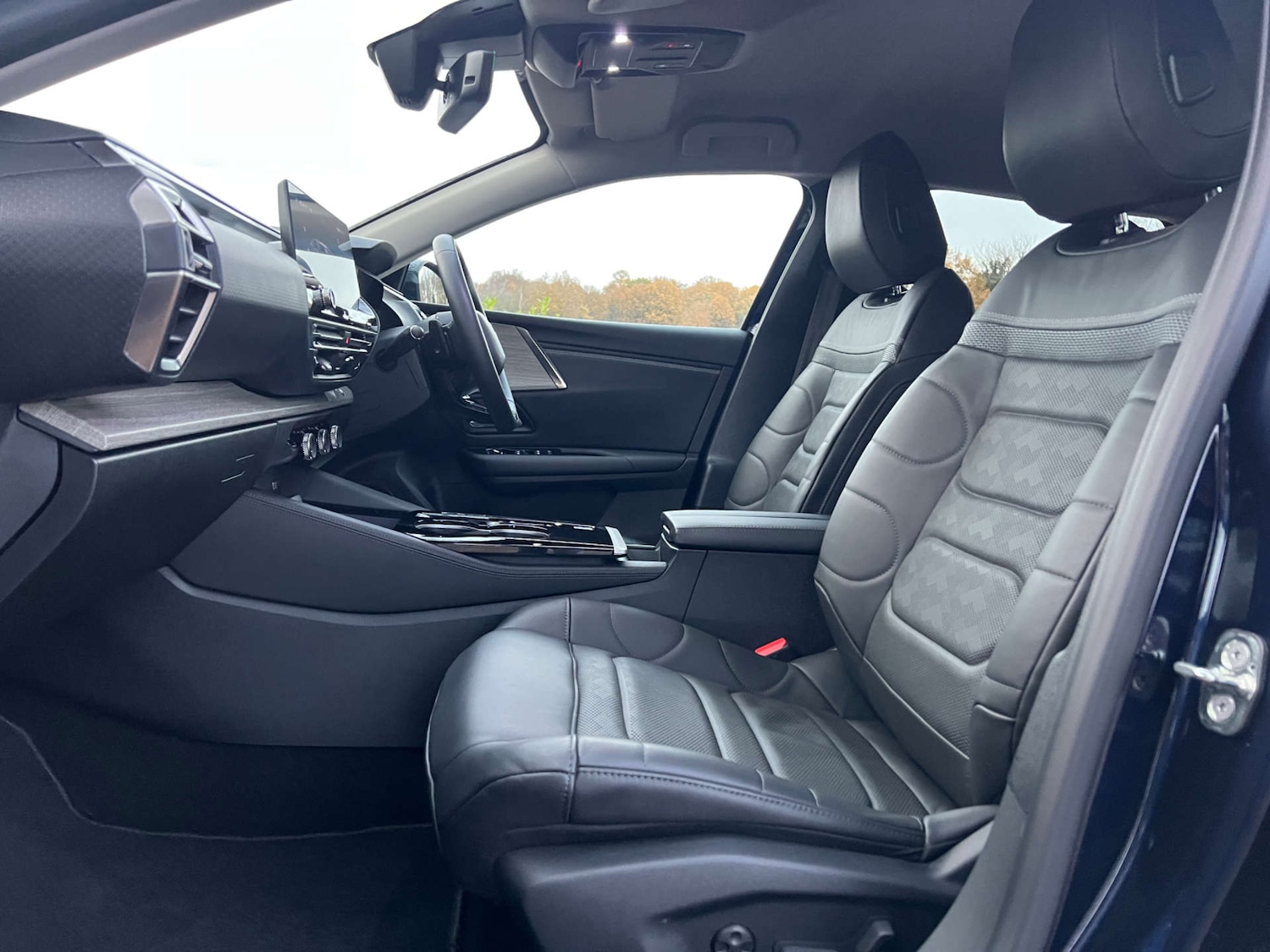 Used Citroen C5 X 2024 for sale - 76830128: Photo 31