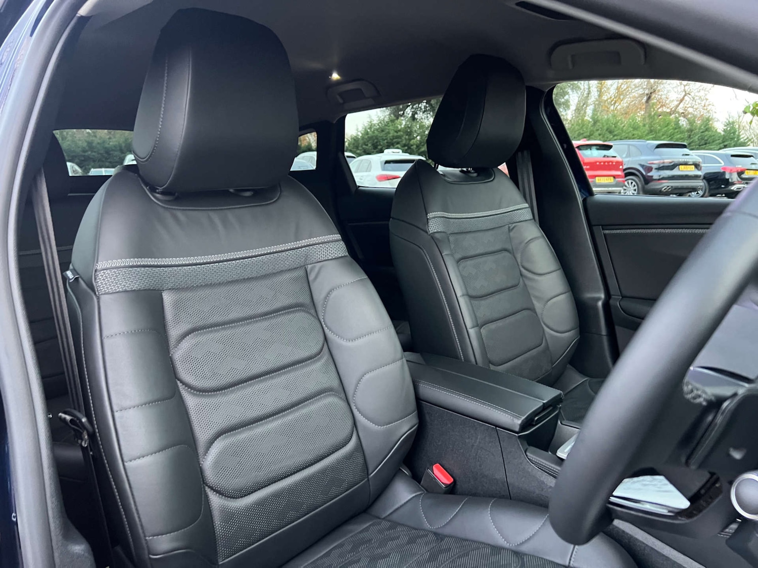 Used Citroen C5 X 2024 for sale - 76830128: Photo 7