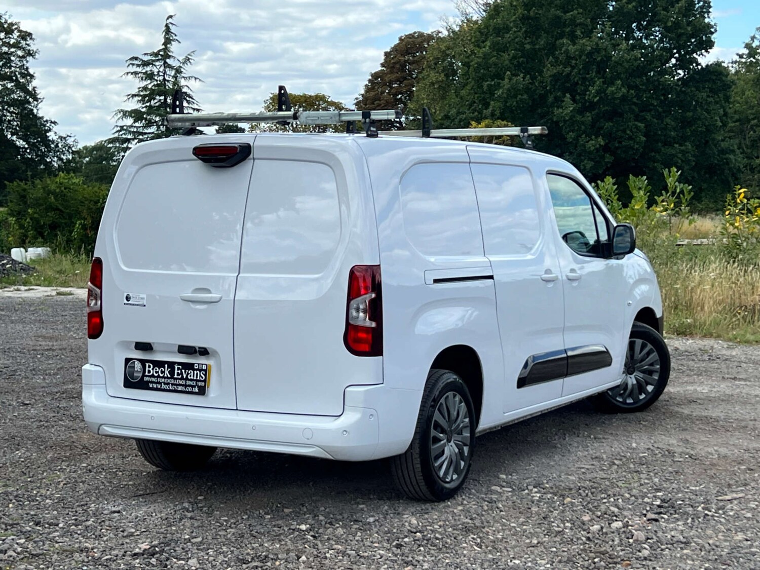 Vehicle 29