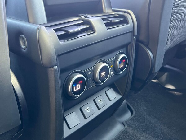 Used Land Rover Defender 2023 for sale - 74961446: Photo 38