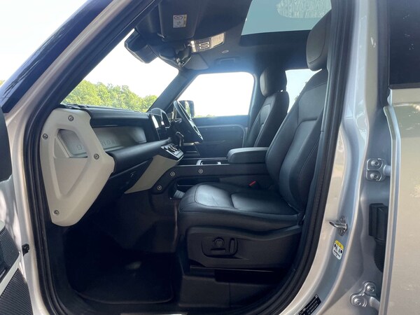 Used Land Rover Defender 2023 for sale - 74961446: Photo 39