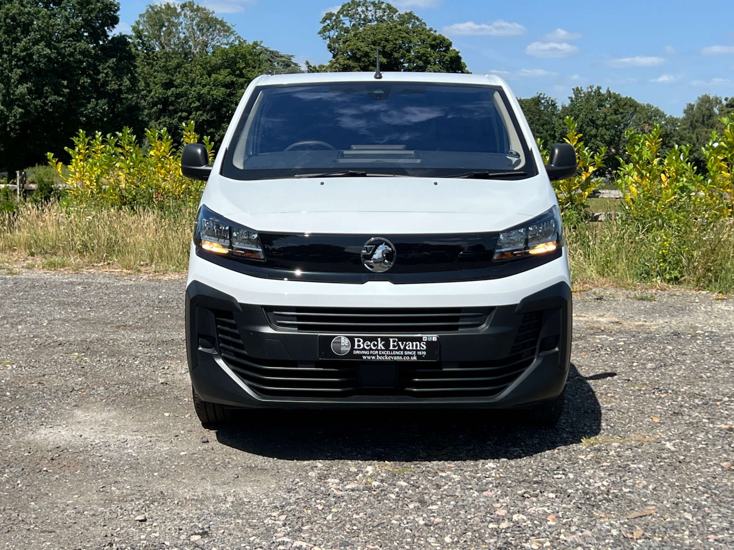 Used Vauxhall Vivaro 2024 for sale - 76437860: Photo 2