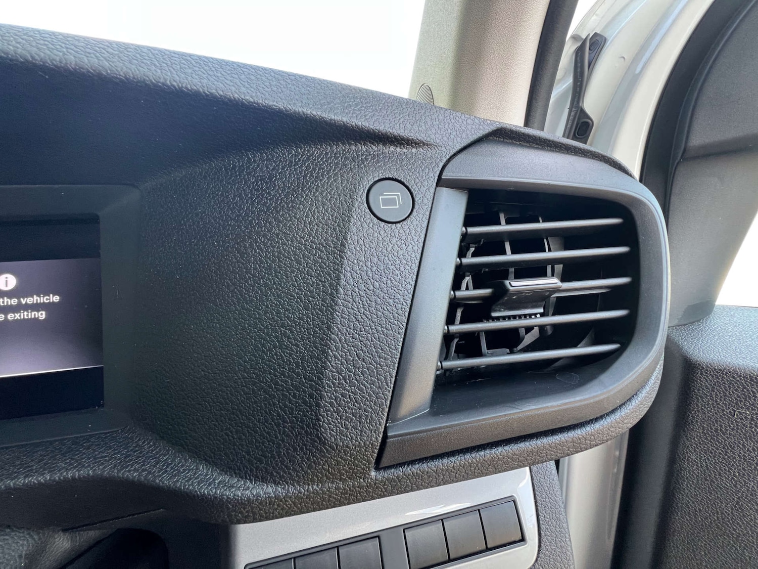 Used Vauxhall Vivaro 2024 for sale - 76437860: Photo 34