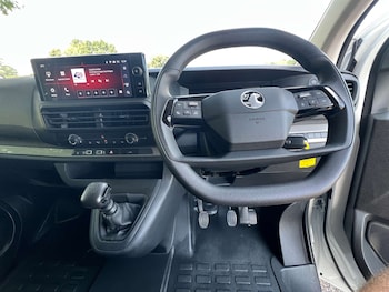 Used Vauxhall Vivaro 2024 for sale - 76437860: Photo