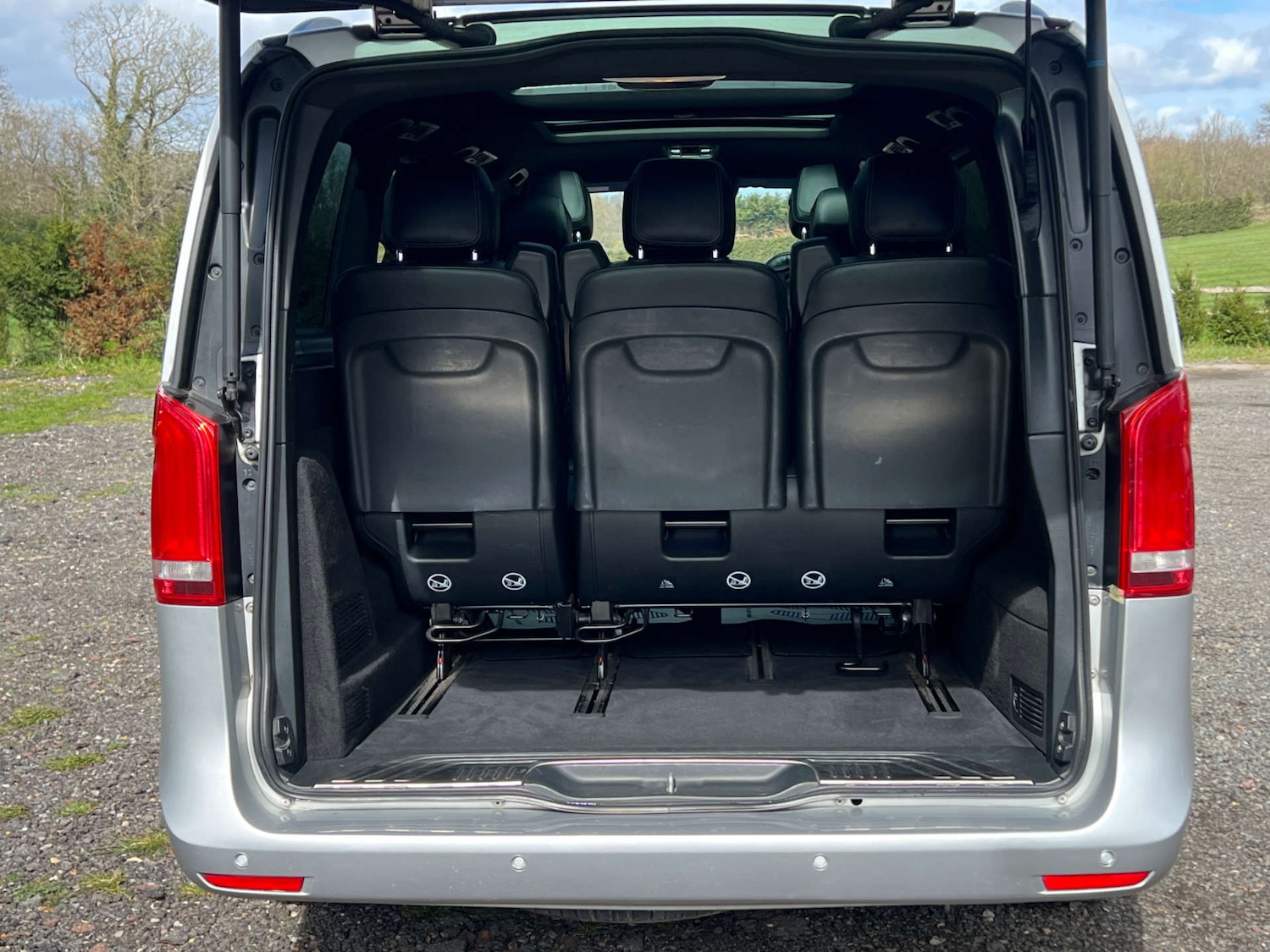 Used Mercedes-Benz V-Class 2018 for sale - 78003836: Photo 23