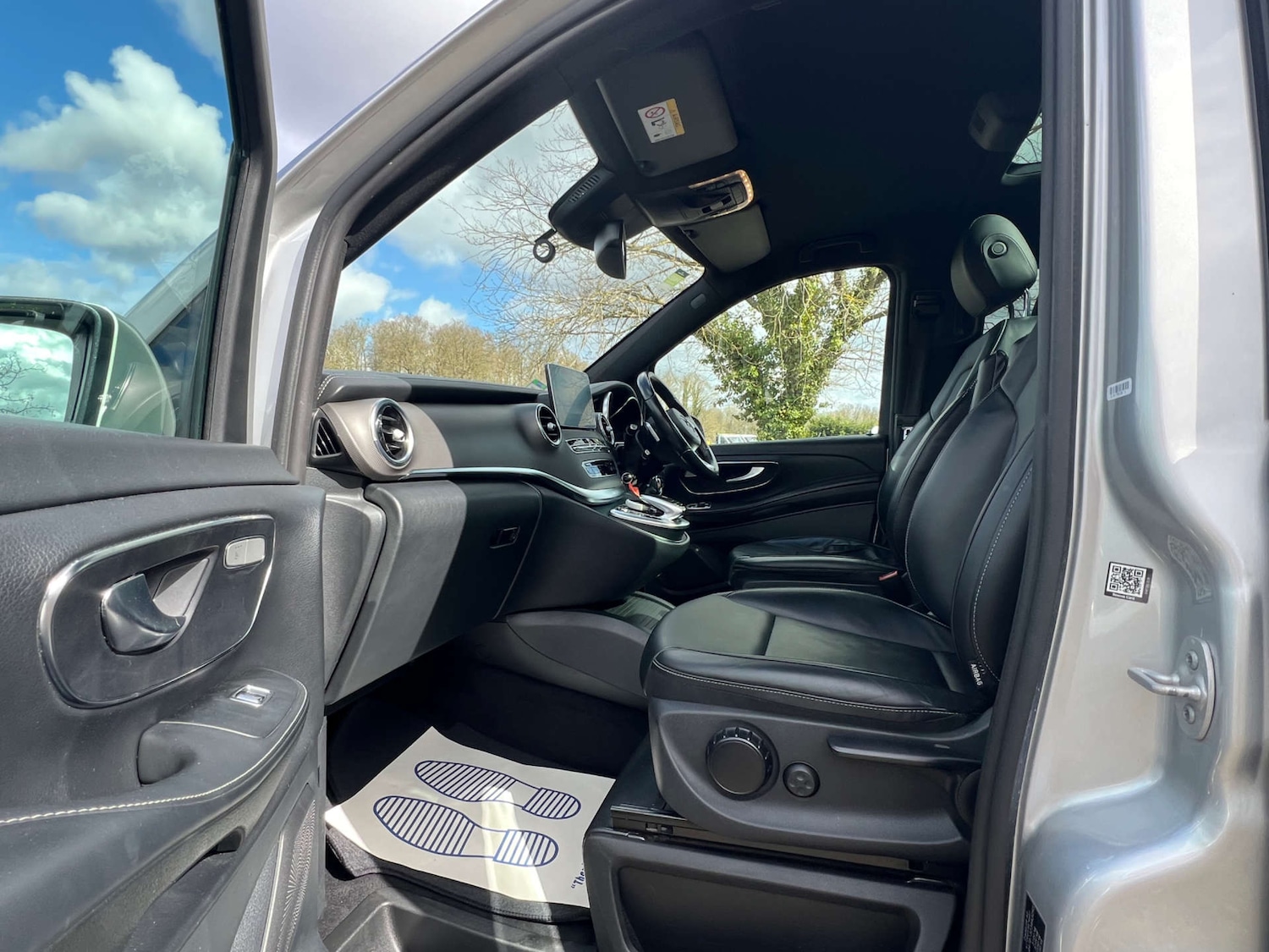 Used Mercedes-Benz V-Class 2018 for sale - 78003836: Photo 34