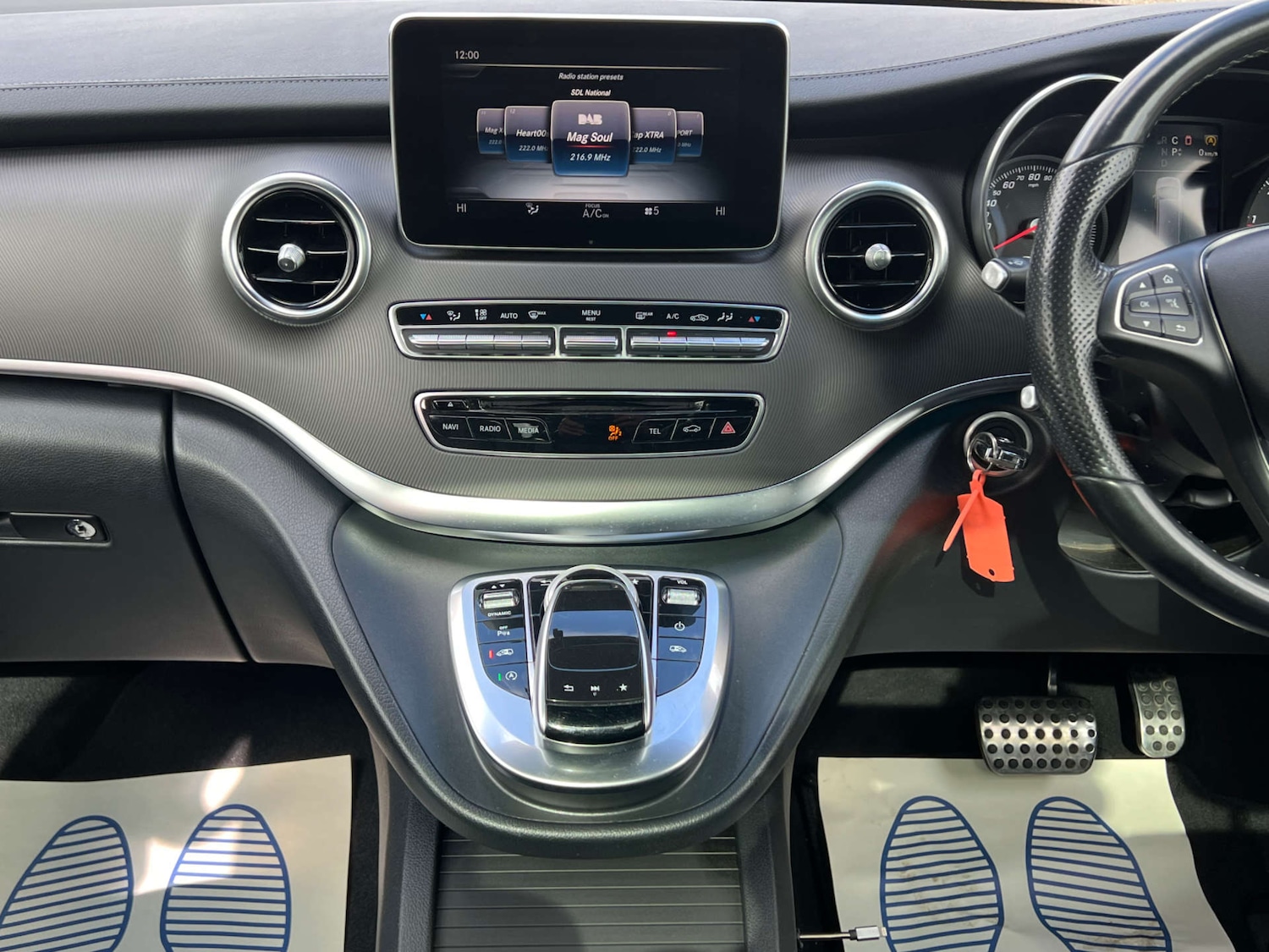 Used Mercedes-Benz V-Class 2018 for sale - 78003836: Photo 39