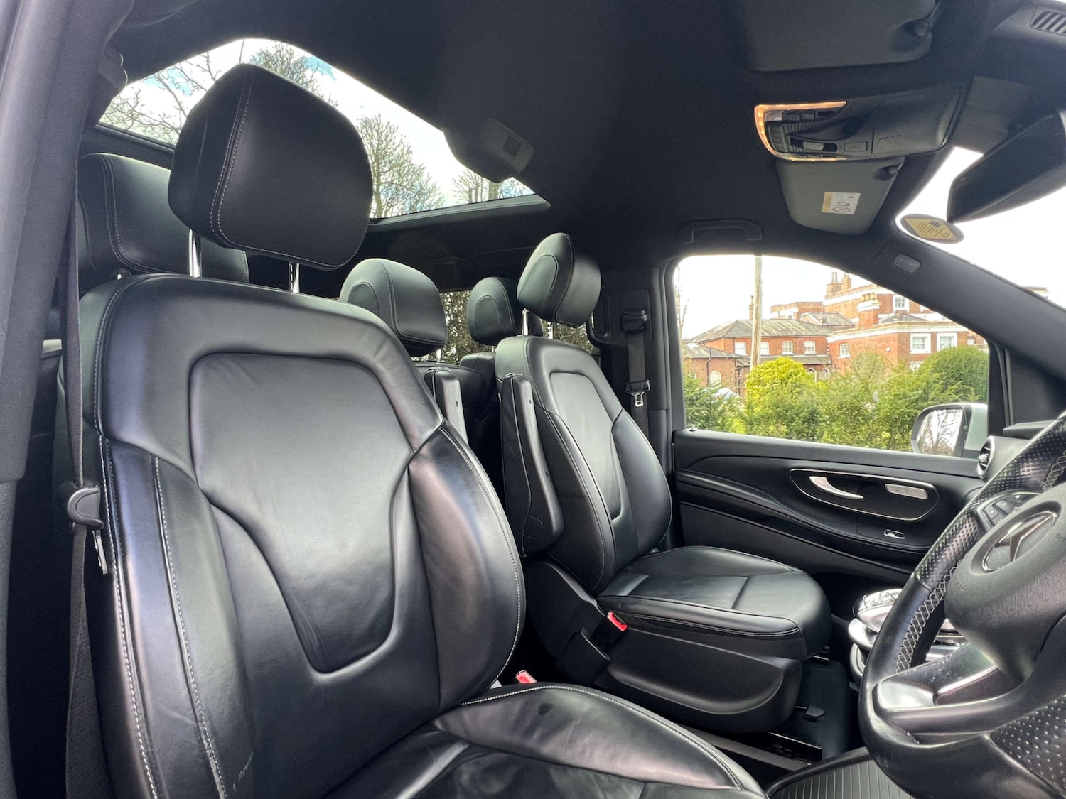 Used Mercedes-Benz V-Class 2018 for sale - 78003836: Photo 8