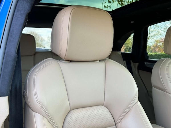 Used Porsche Macan 2020 for sale - 74289691: Photo 34