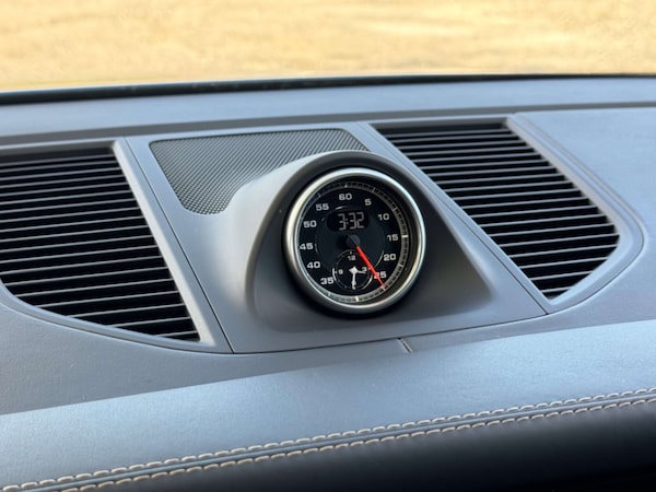 Used Porsche Macan 2020 for sale - 74289691: Photo 44