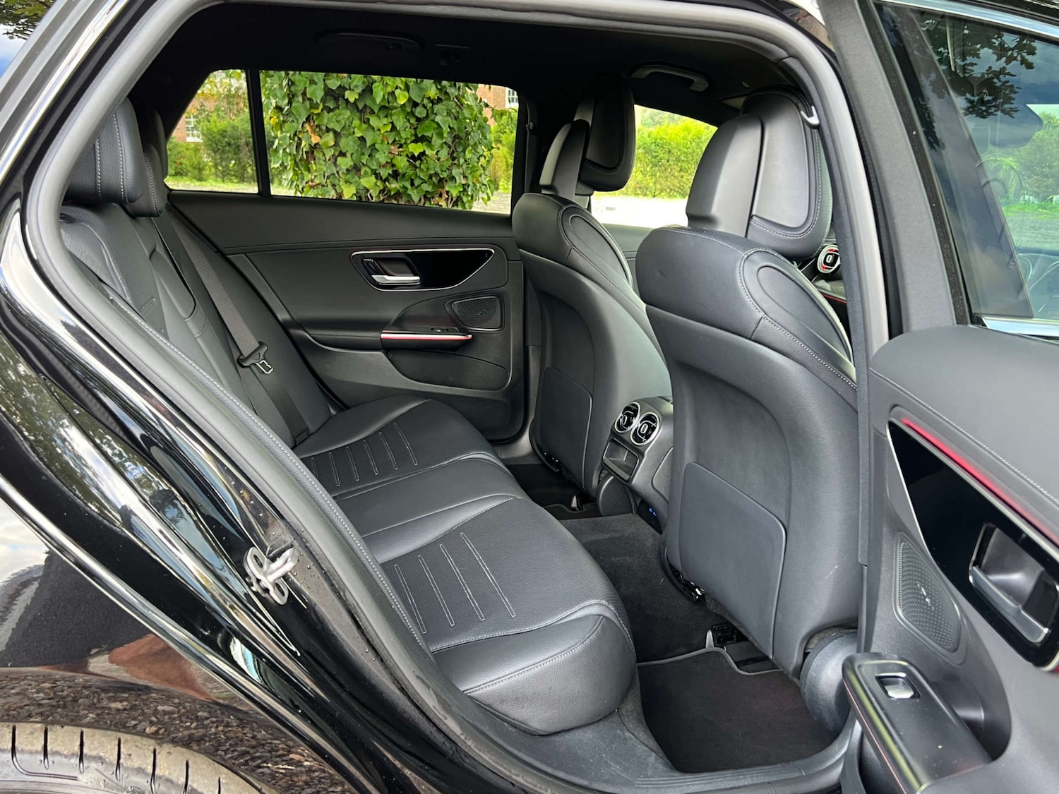 Used Mercedes-Benz C Class 2024 for sale - 75985550: Photo 32