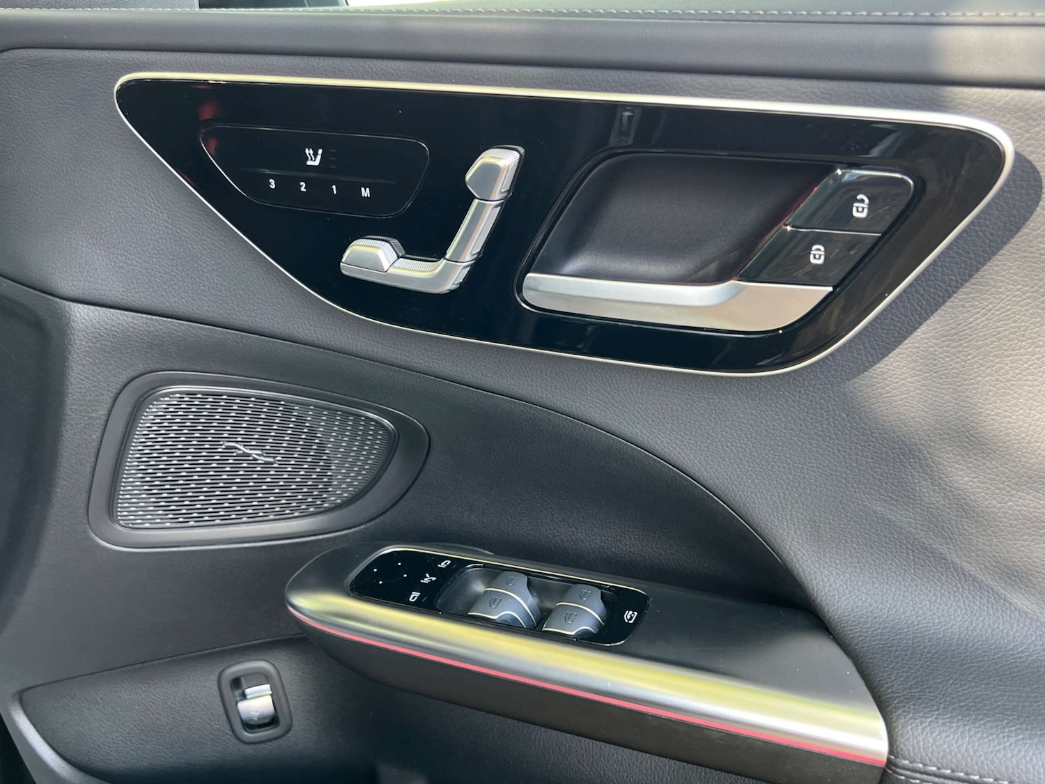 Used Mercedes-Benz C Class 2024 for sale - 75985550: Photo 40