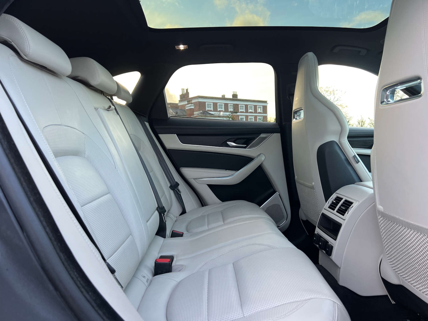 Used Jaguar F-Pace 2022 for sale - 77211834: Photo 19