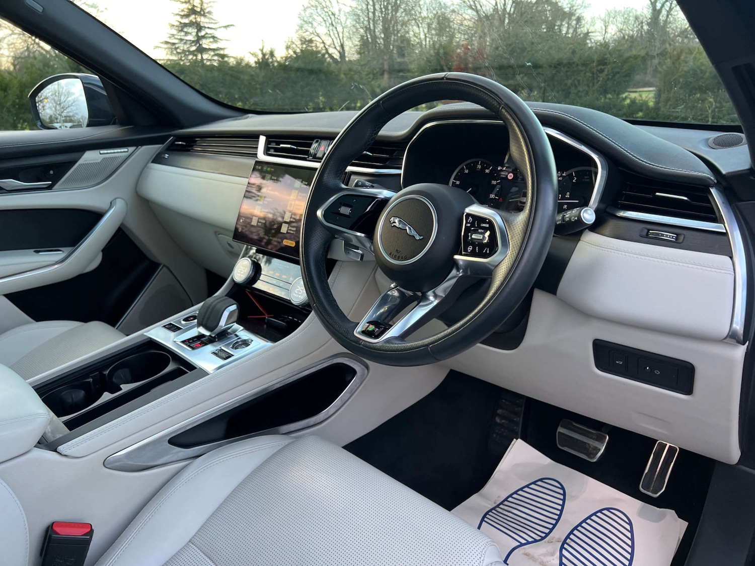 Used Jaguar F-Pace 2022 for sale - 77211834: Photo 32