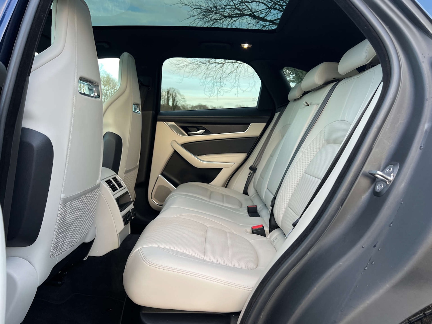 Used Jaguar F-Pace 2022 for sale - 77211834: Photo 35