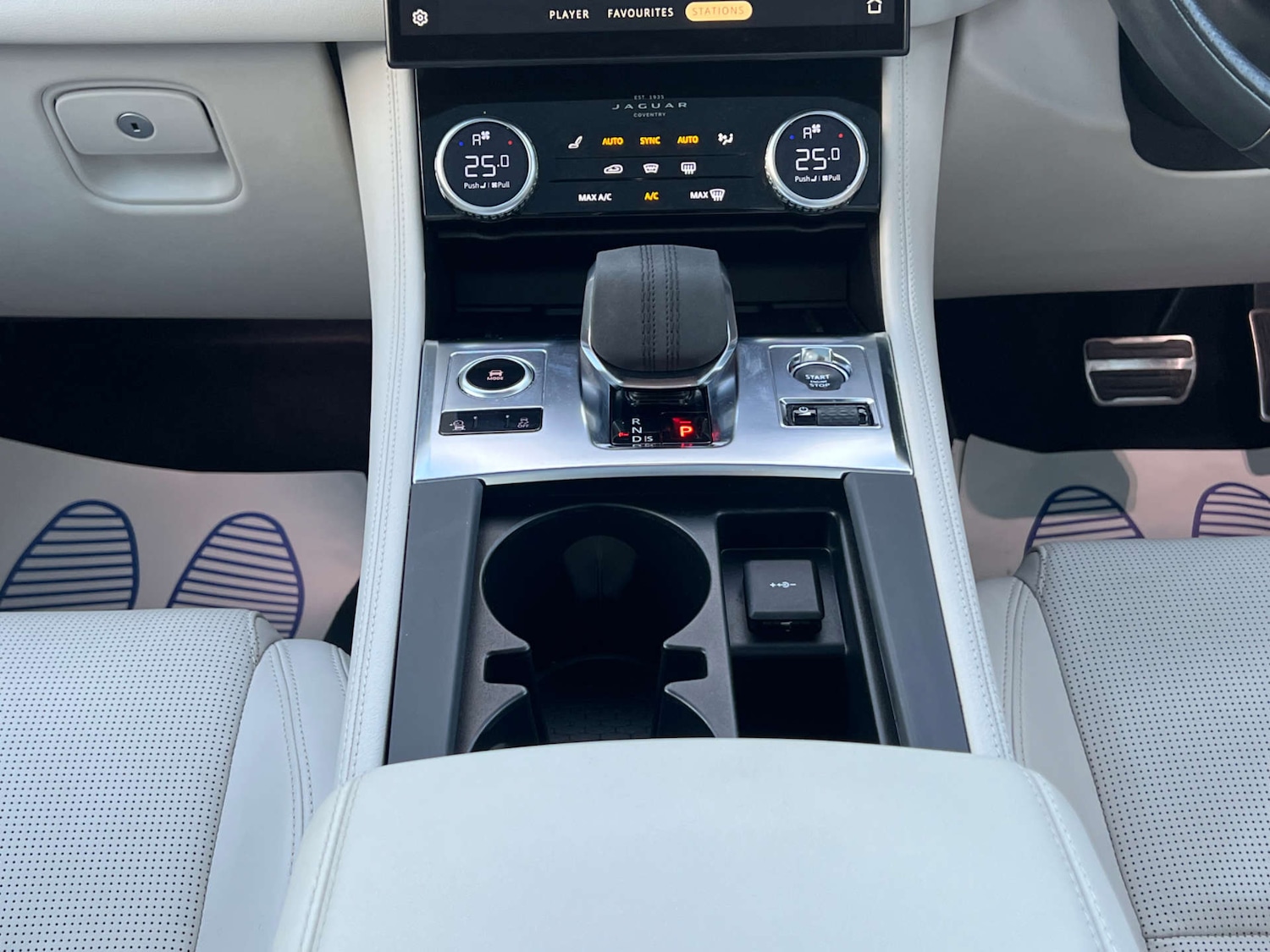 Used Jaguar F-Pace 2022 for sale - 77211834: Photo 39