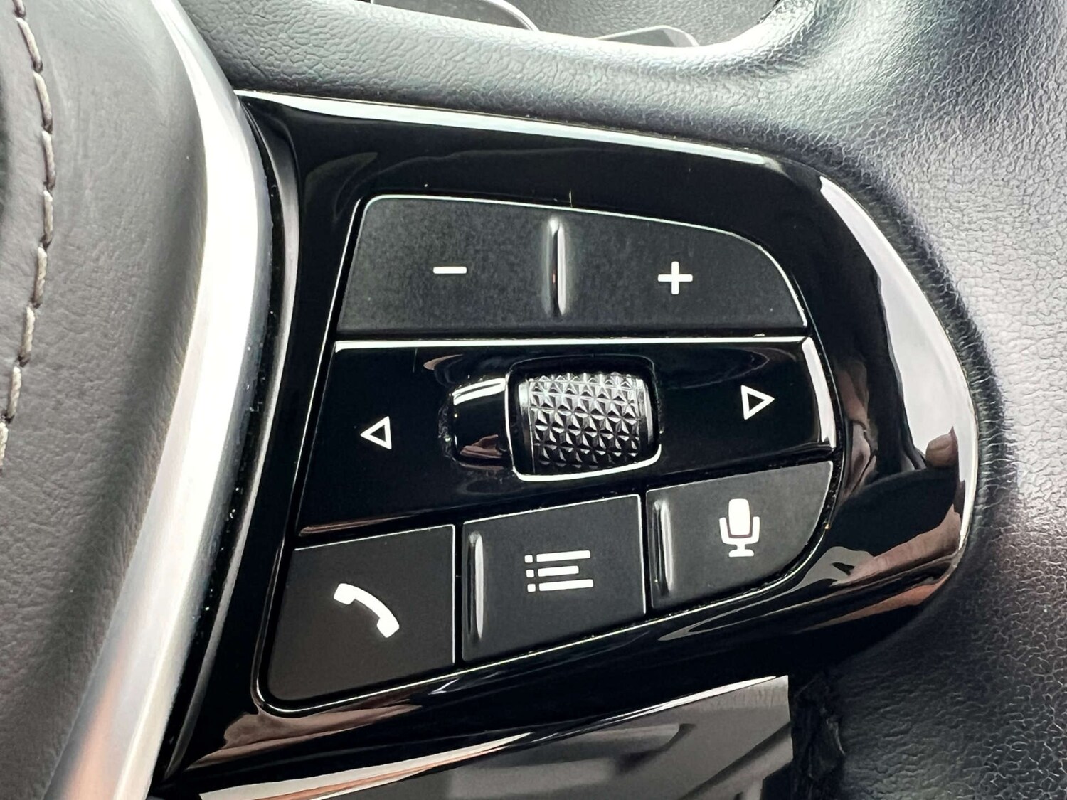 Used BMW 5 Series 2025 for sale - 77845599: Photo 42