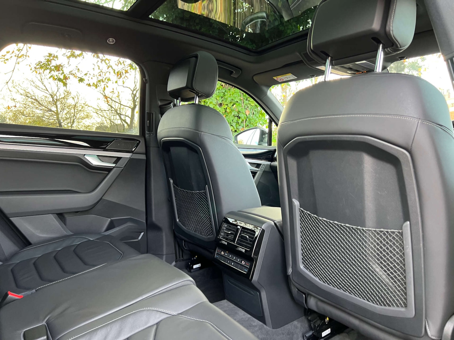 Used Volkswagen Touareg 2023 for sale - 76567774: Photo 28