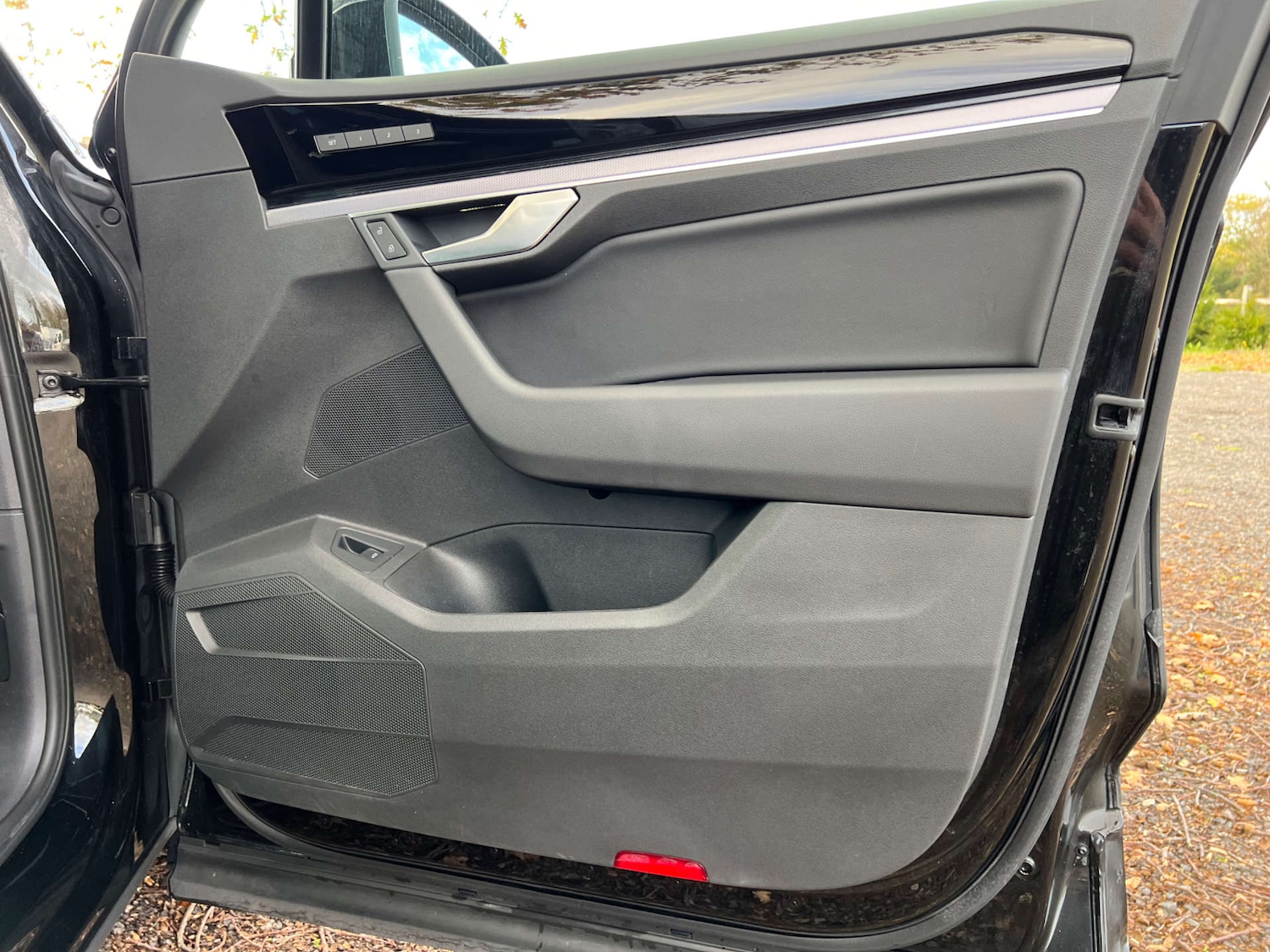 Used Volkswagen Touareg 2023 for sale - 76567774: Photo 41