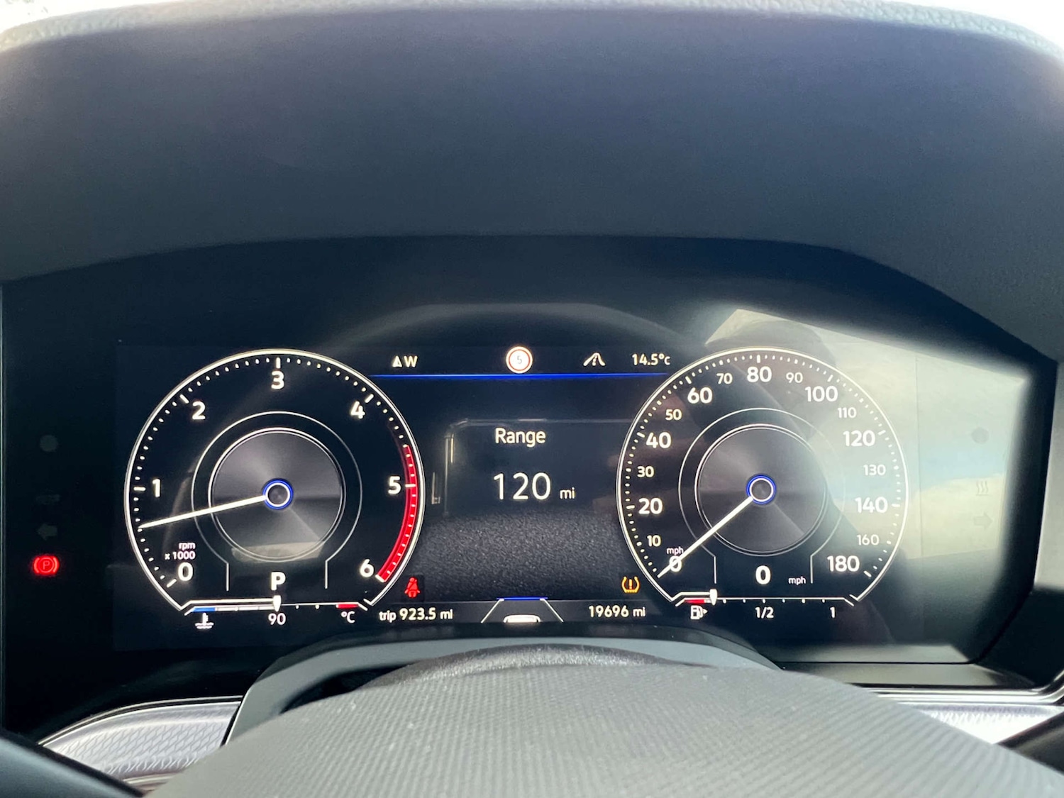 Used Volkswagen Touareg 2023 for sale - 76567774: Photo 64