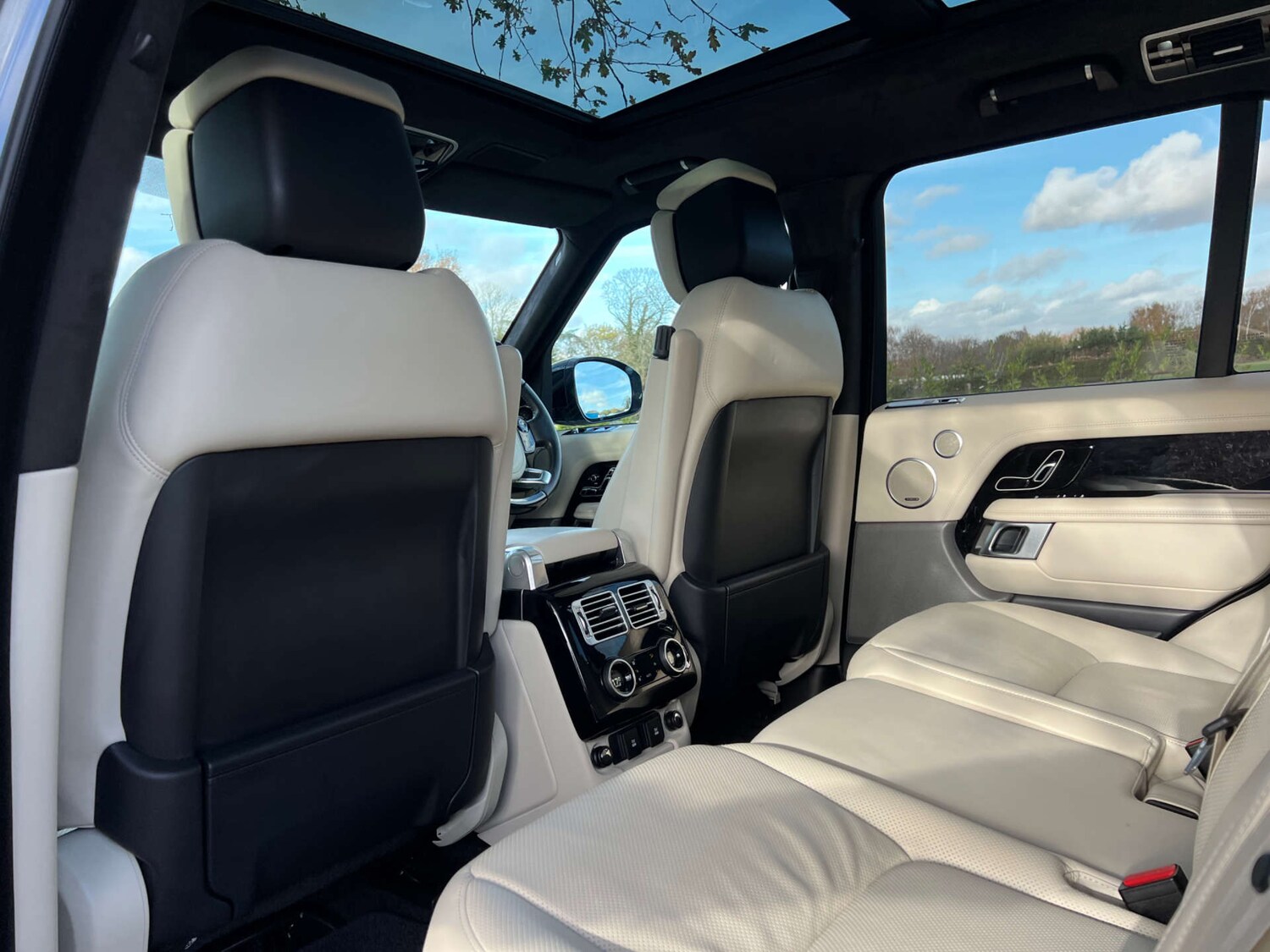 Used Land Rover Range Rover 2020 for sale - 76567773: Photo 32