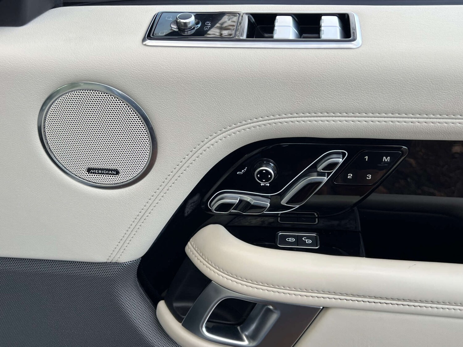 Used Land Rover Range Rover 2020 for sale - 76567773: Photo 73