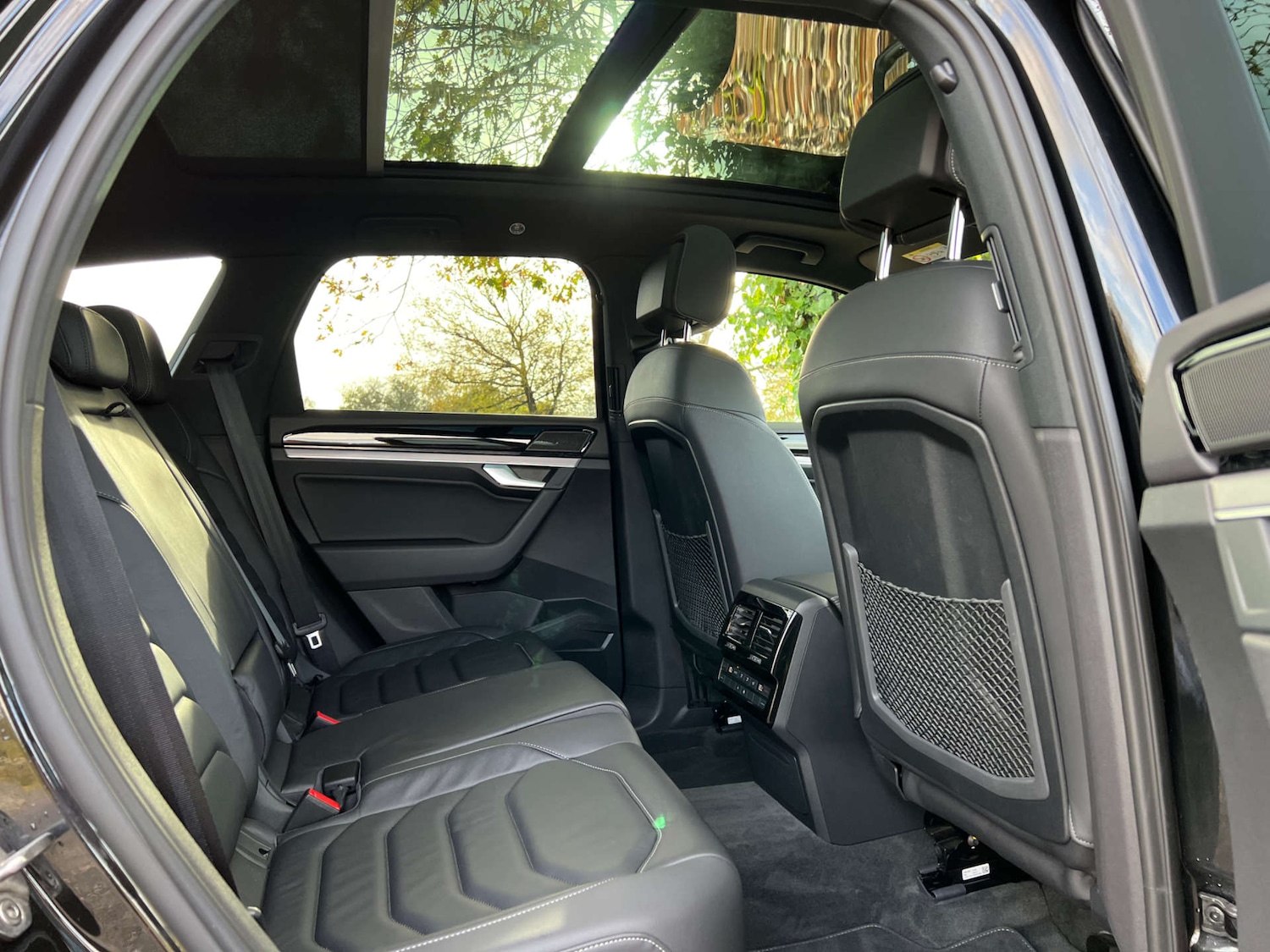 Used Volkswagen Touareg 2023 for sale - 76830156: Photo 31