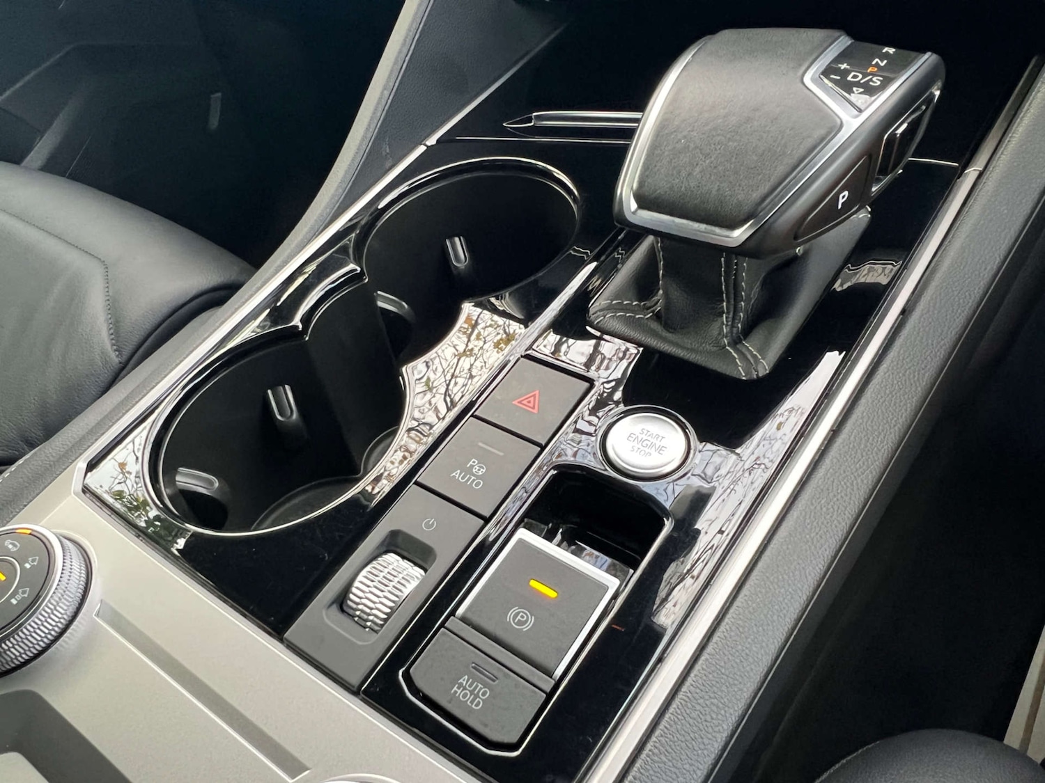 Used Volkswagen Touareg 2023 for sale - 76830156: Photo 51