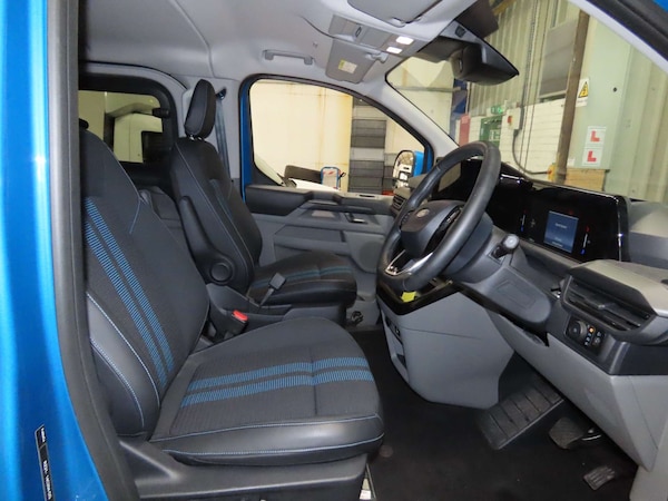 Used Ford Transit Custom 2025 for sale - 76290997: Photo 2