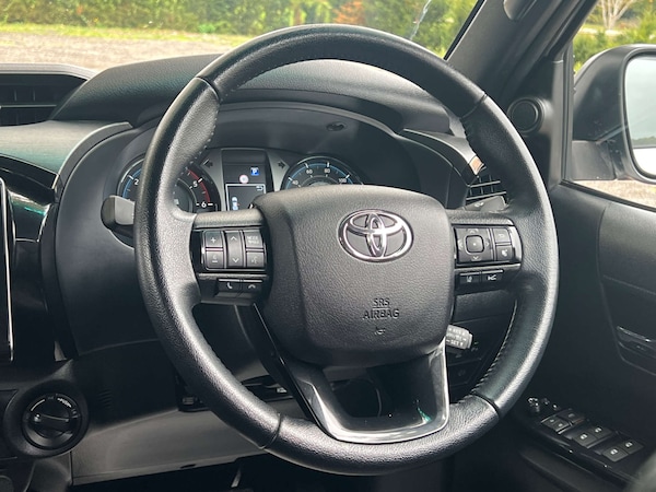 Used Toyota Hilux 2023 for sale - 76198690: Photo 43