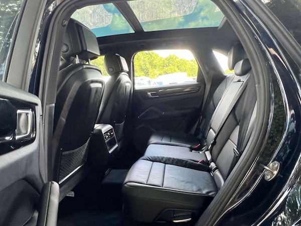 Used Porsche Cayenne 2019 for sale - 74707847: Photo 23